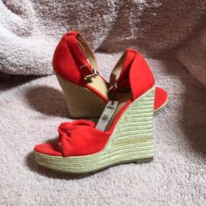 Express red espadrilles